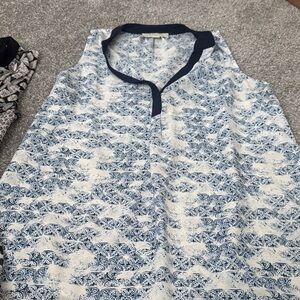 Olive & Oak Navy and White Patterned Blouse